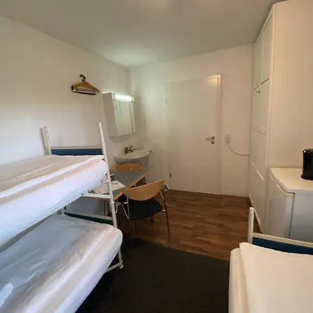 Hotel Ditzingen * 딧칭엔