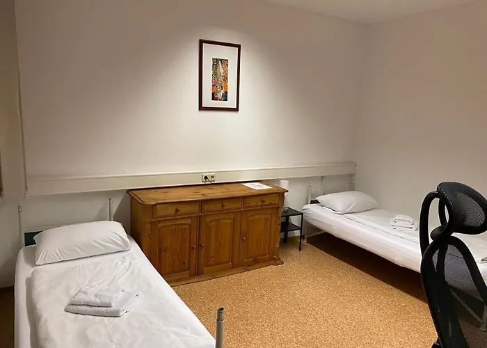 בית הארחה Hotel Ditzingen