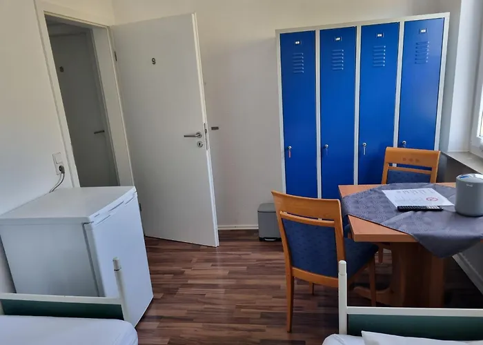 Hotel Ditzingen בית הארחה *