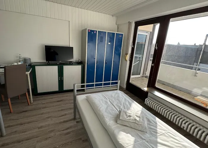 Pensión Hotel Ditzingen *