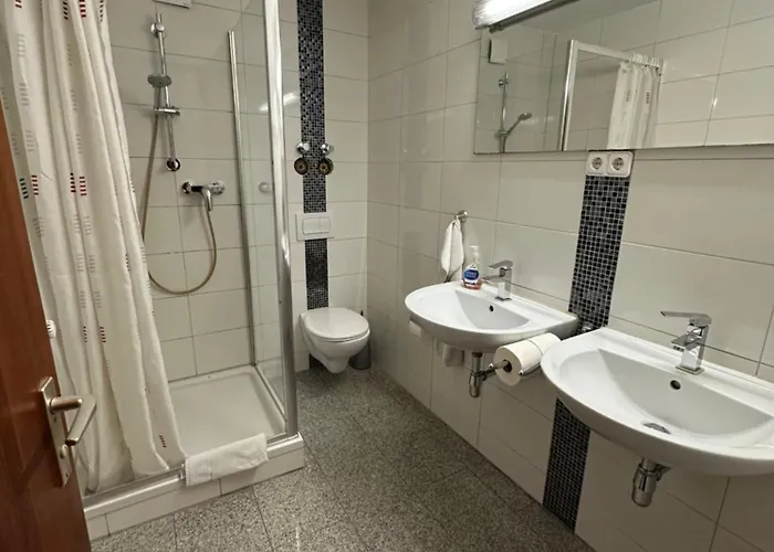 בית הארחה Hotel Ditzingen