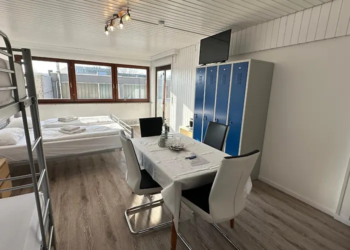 Hotel Ditzingen Pensión *